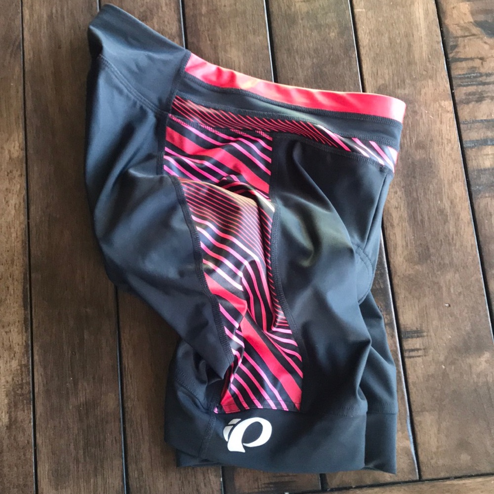 Cycling shorts